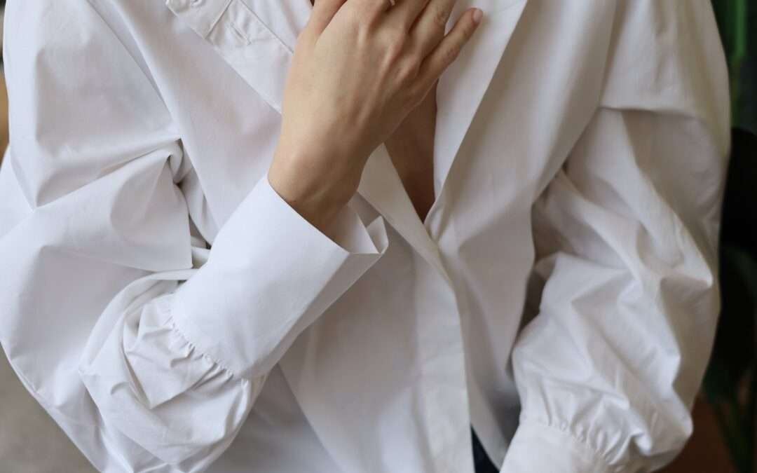 A Look At The Years of Celebrities Wearing Jewelry