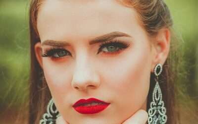 Building a Jewelry Wardrobe: A Guide to Seven Jewelry Must-Haves