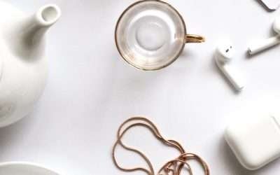 Sparkle & Sell: Social Media Jewels