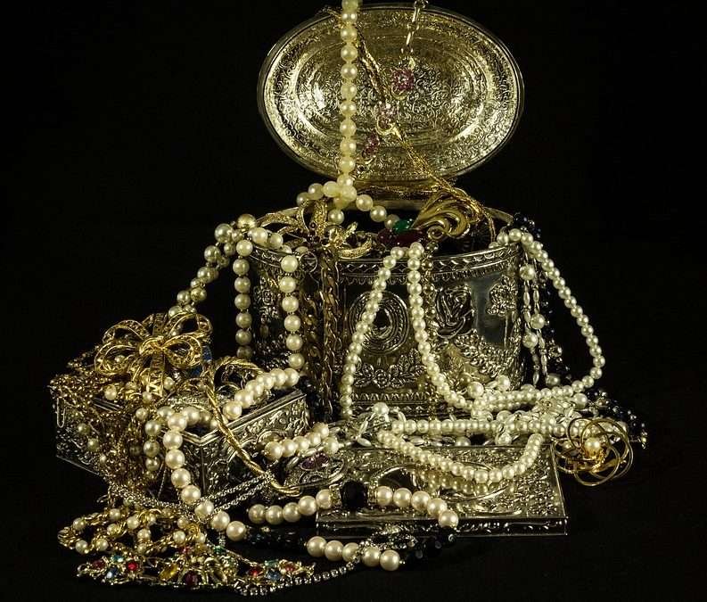 Choosing the Perfect Engagement Ring