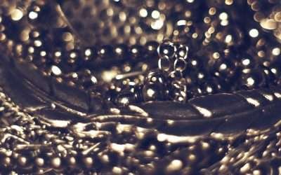 How to Select the Perfect Jewelry for Your Girlfriend: Tips and Inspiration