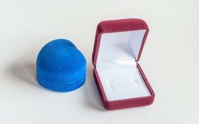 Inside the Jewelry Boxes of Hollywood’s Elite: Celebrity Favorite Brands