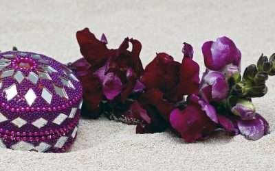 Dainty and Delicate: The Rise of Minimalist Jewelry Trends