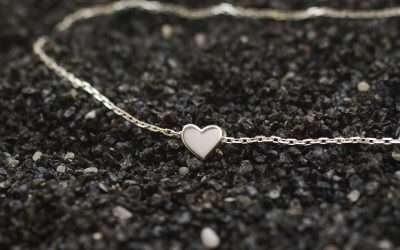 Complete Your Look: The Best Jewelry Options for One Shoulder Dresses