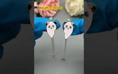 BFF magnetic friendship necklaces. Friendship jewelry gifts.