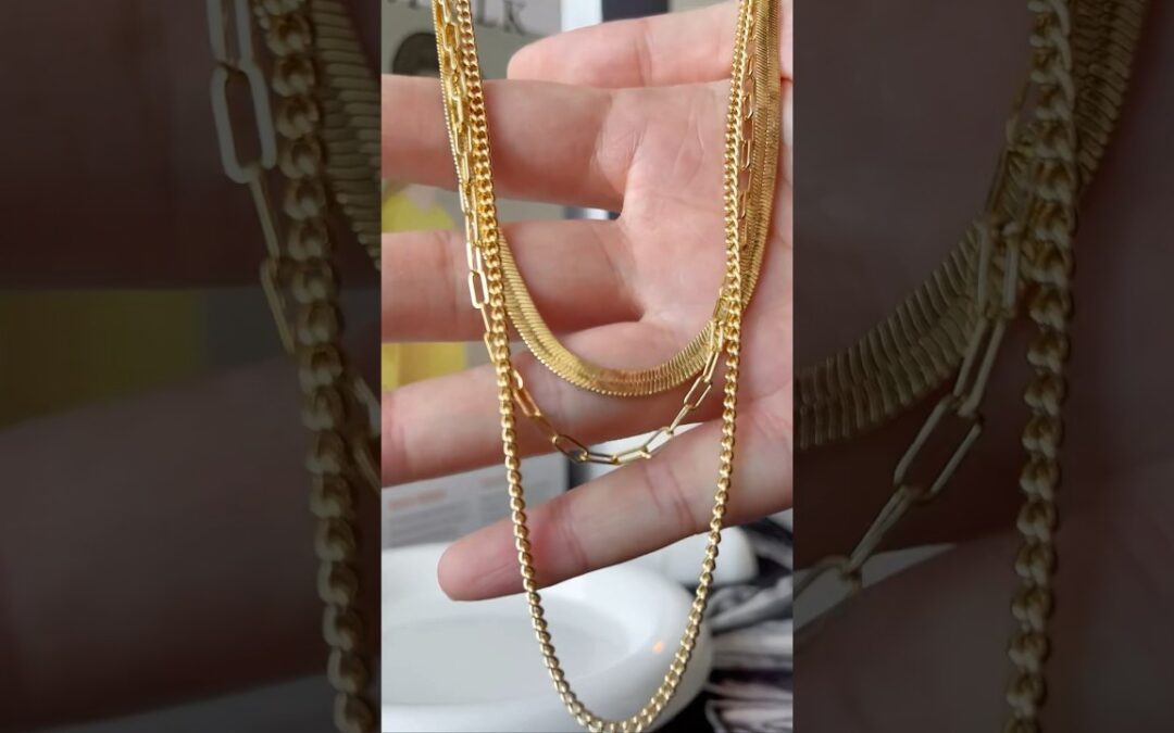 Gift Ideas For Your Girlfriend, Wife, Mom Or Sister- gold necklaces #jewellery #shorts